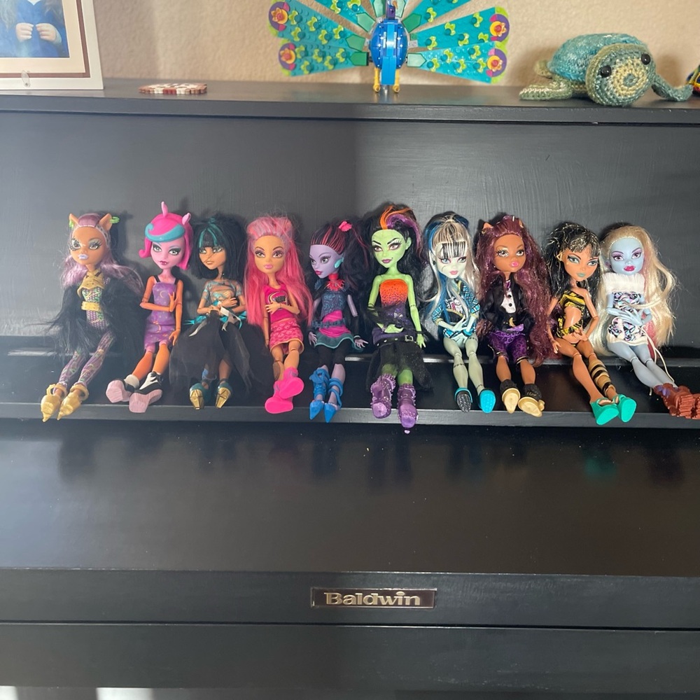 Monster High Dolls Set - Multicolor Collection